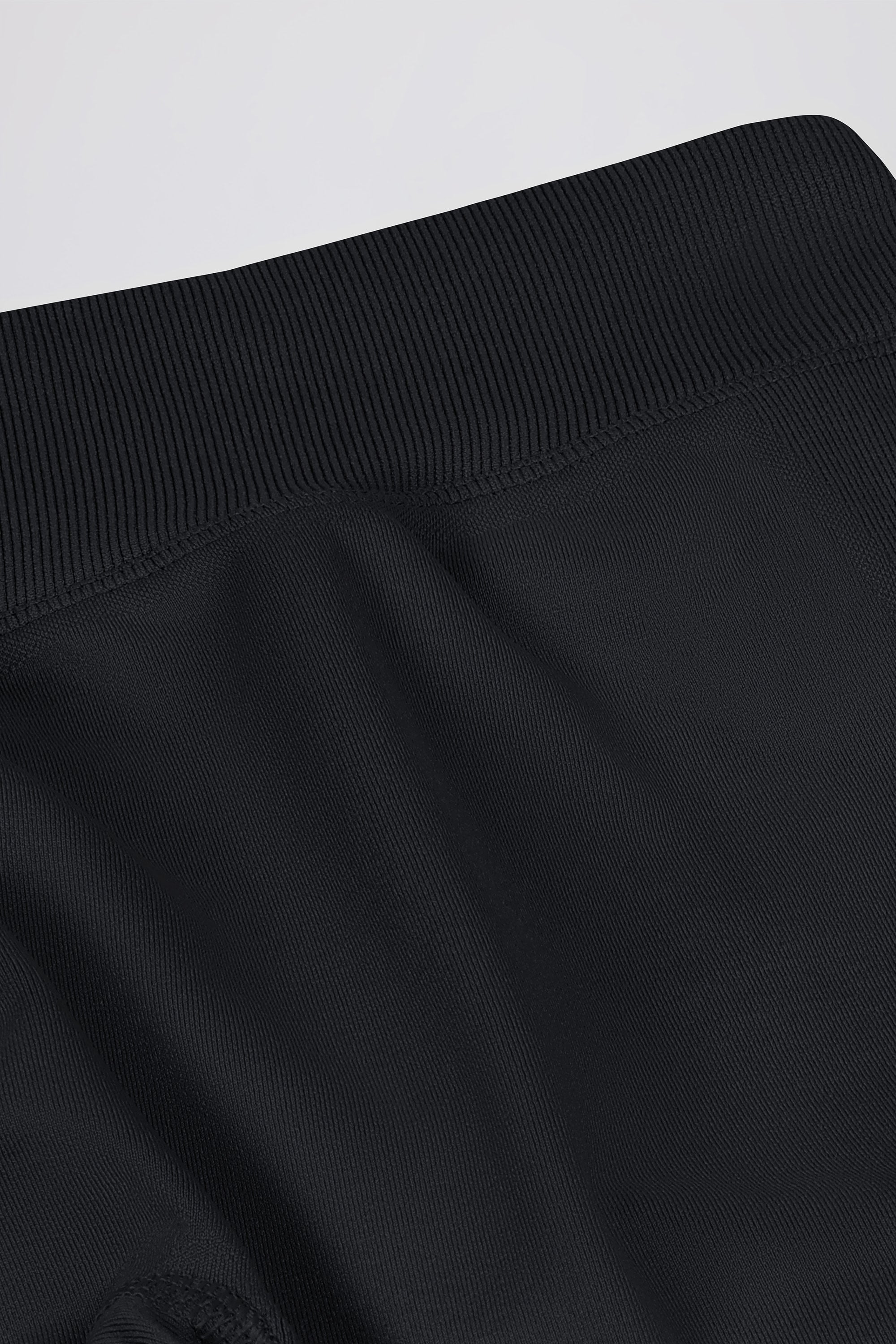 Define Luxe High-Waist Leggings in Black