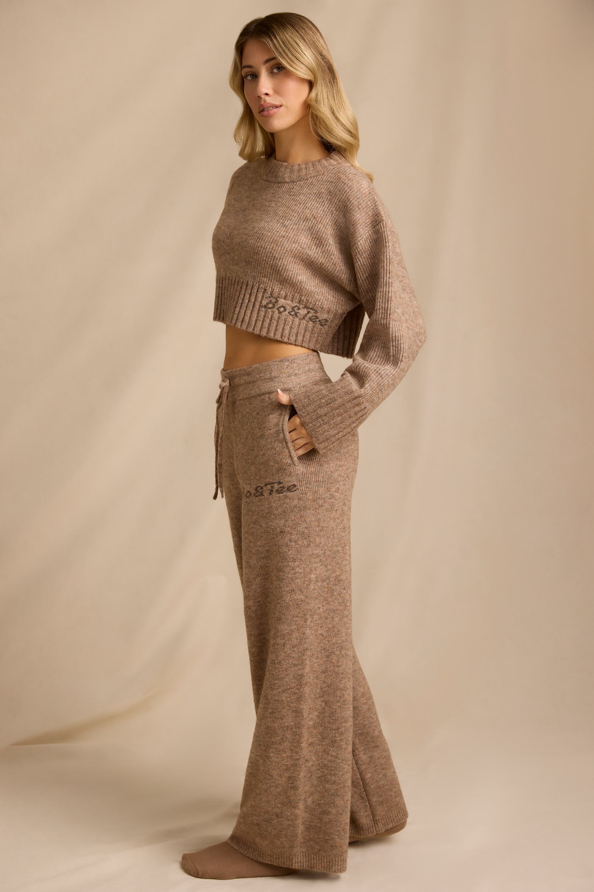 Mid-Rise Wide-Leg Joggers in Brown Marl