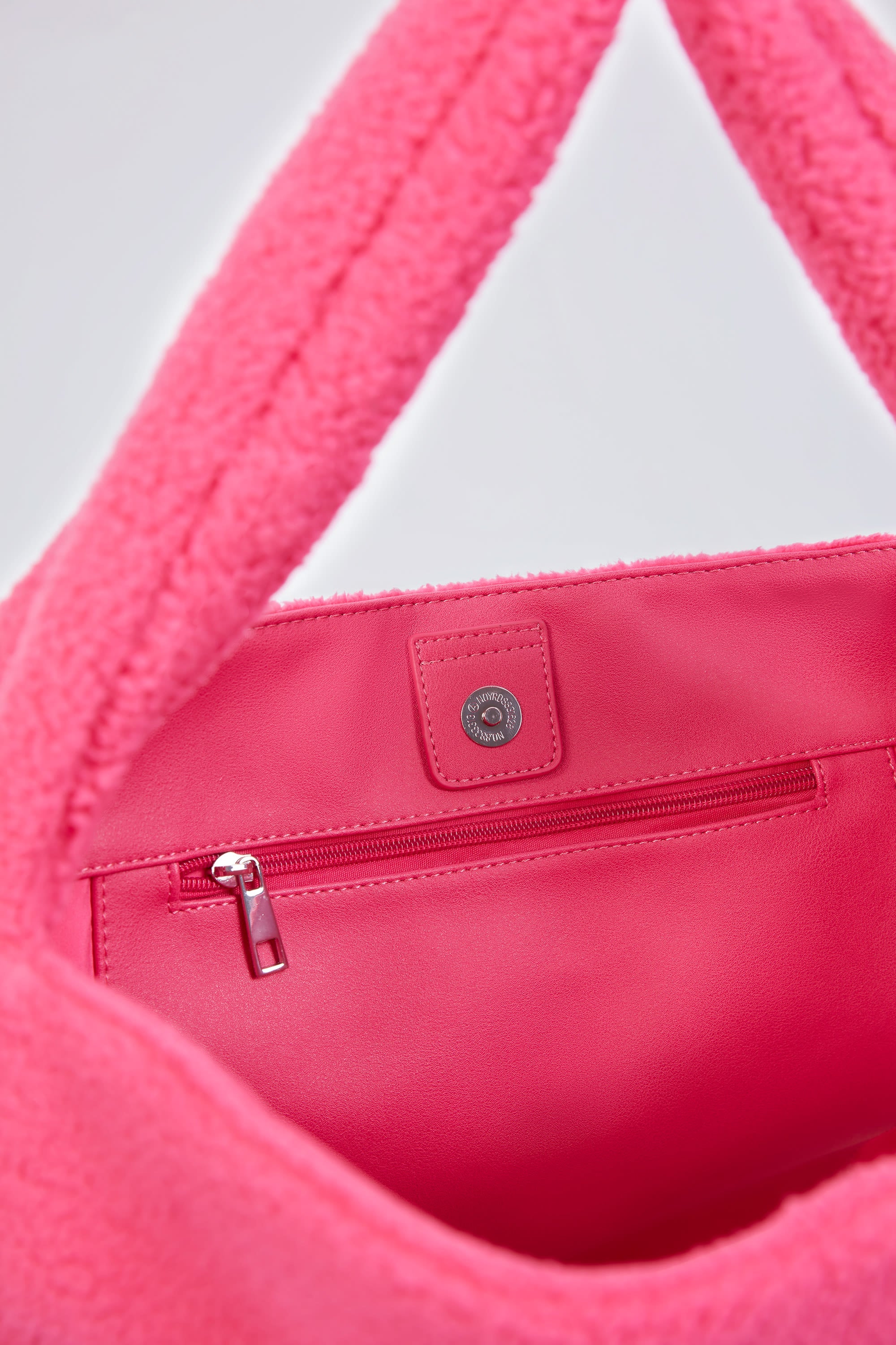 Oversized Fleece Tote Bag in Hot Pink