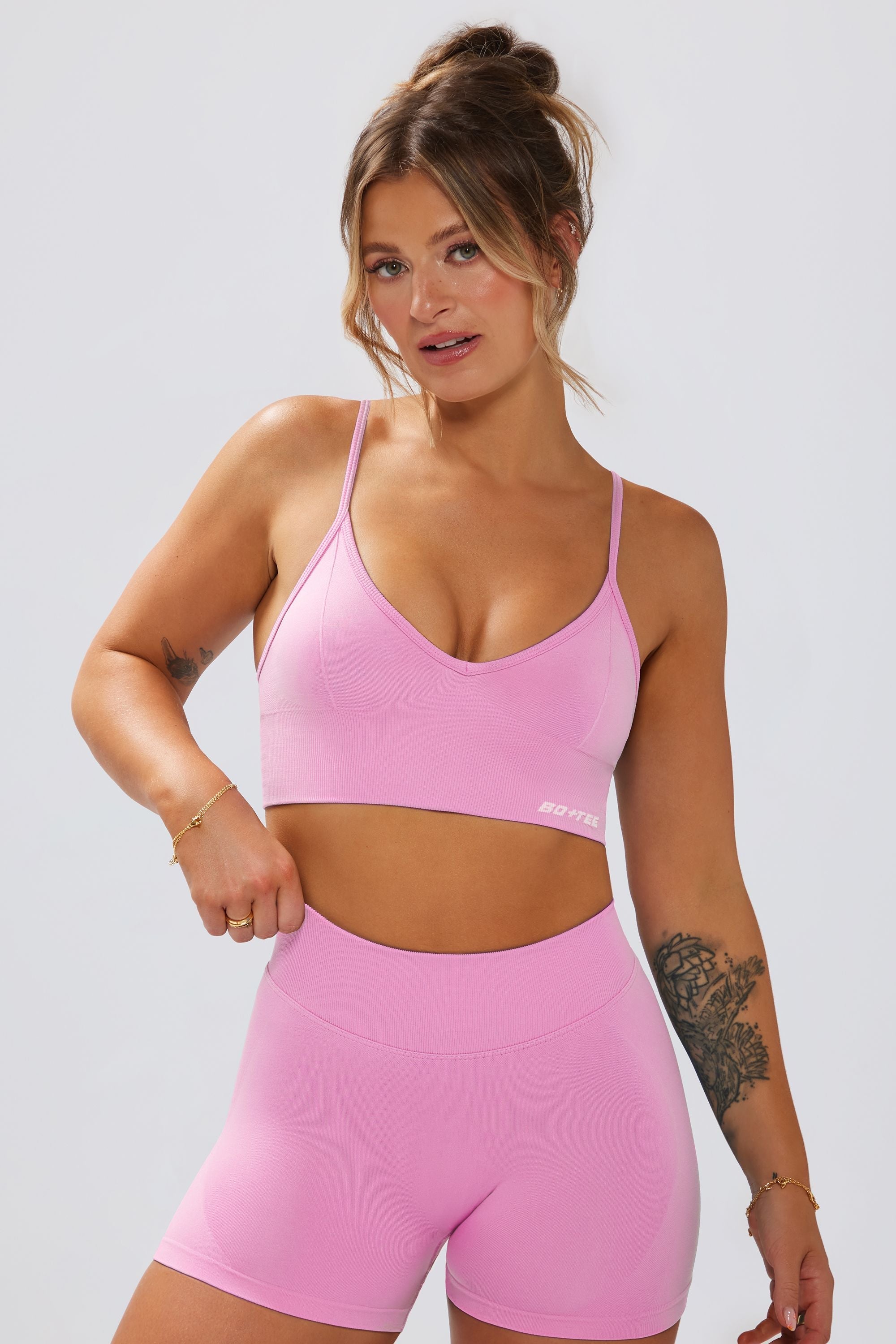 Define Luxe V-Neck Sports Bra in Rose