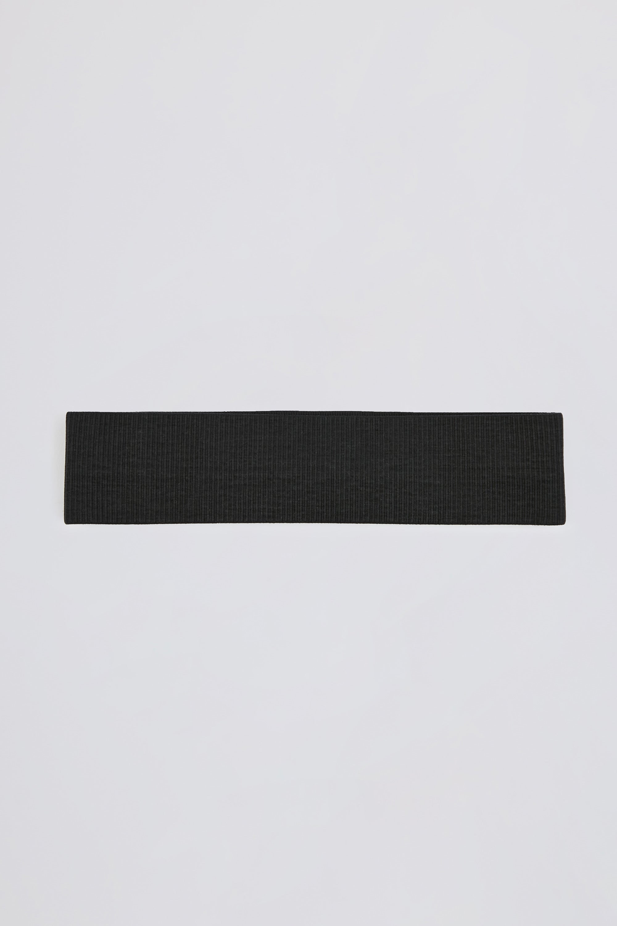 Define Luxe Ribbed Headband in Jet Black