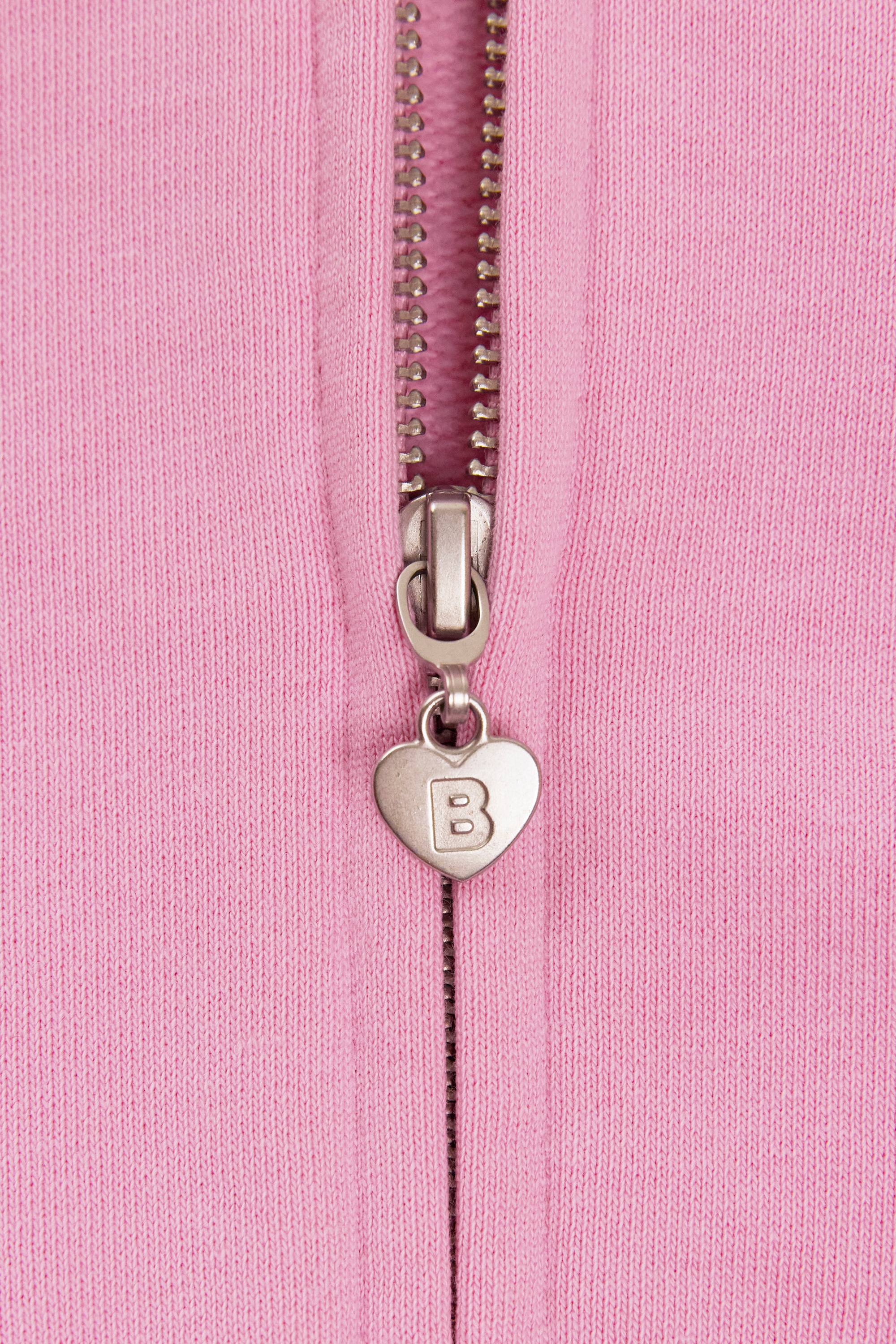 Cropped Zip-Up Hoodie in Baby Pink